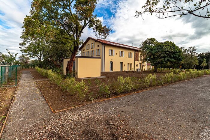 Case in Vendita e in Affitto - 3