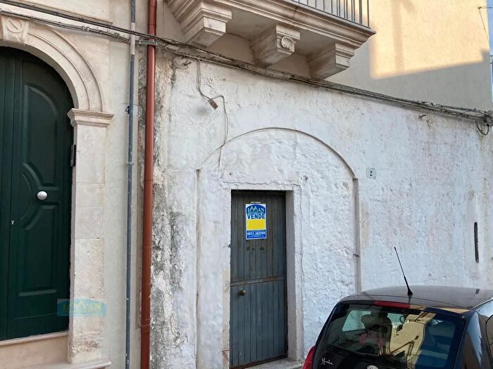 Casa bilocale in vendita in Via Gioberti, Ceglie Messapica