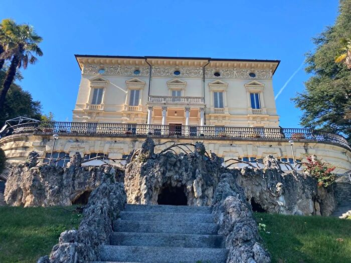 Appartamento con 5 locali in vendita in Via Mario Germano Sordevolo, Sordevolo