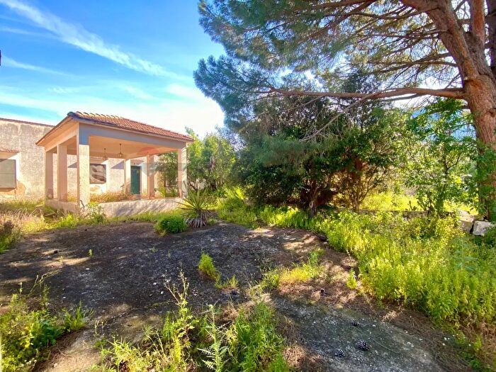 Casa con 11 locali in vendita in Via Amba Alagi, San Vito Lo Capo