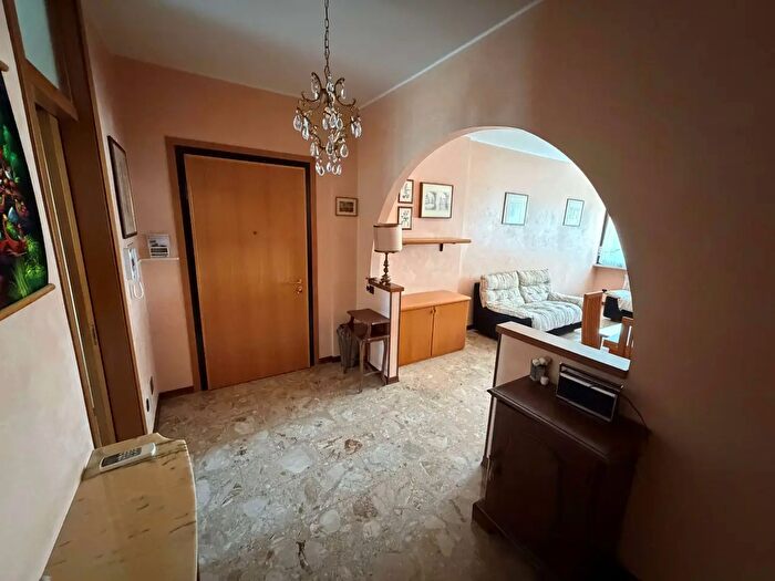 Appartamento quadrilocale in vendita in Via Caboto, Pordenone
