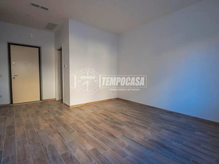 Appartamento trilocale in vendita in Via Ugo Foscolo, San Benedetto Del Tronto