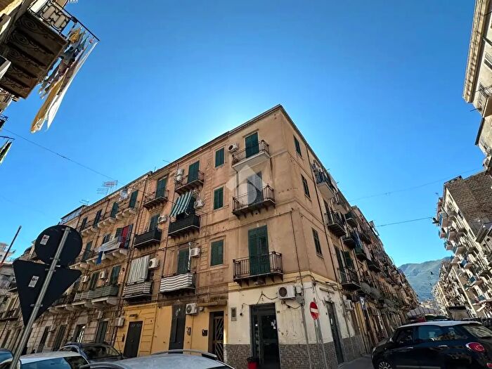 Appartamento bilocale in vendita in Via Vincenzo Mortillaro, Palermo