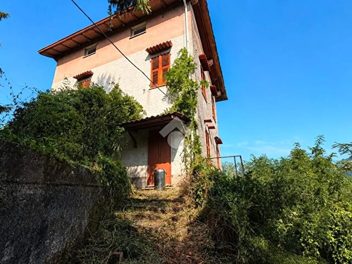 Casa quadrilocale in vendita in Via Fiume, Santo Stefano Di Magra