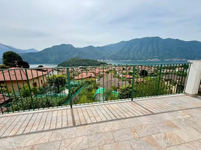 Appartamento bilocale in vendita in Viale Panoramico, Tremezzina