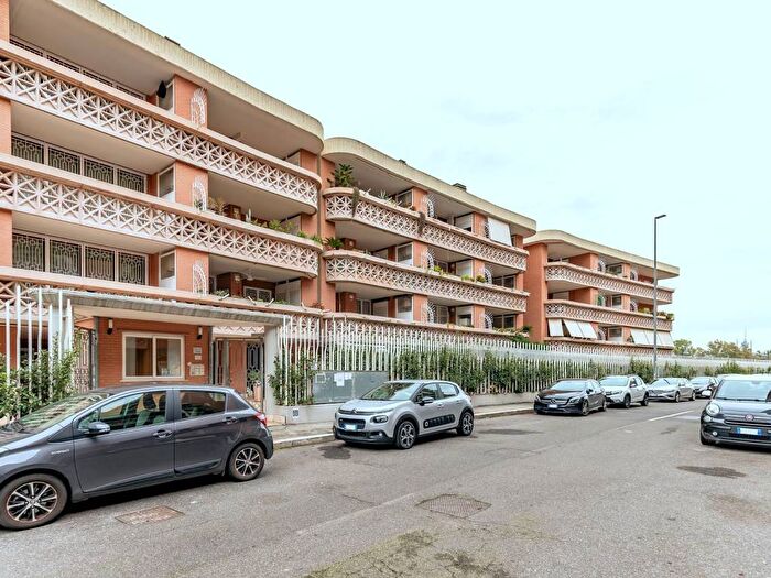 Appartamento trilocale in affitto in Via Alberto Moravia, Fonte Ostiense, Roma