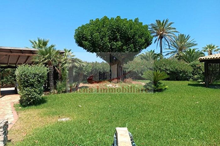 Casa con 5 locali in vendita in San Vito Lo Capo