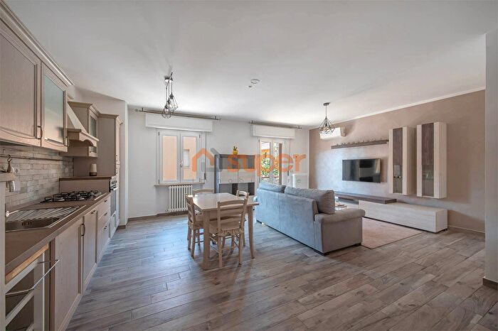 Appartamento trilocale in vendita in Via Frà Filippo Longo Magione Pg, Magione