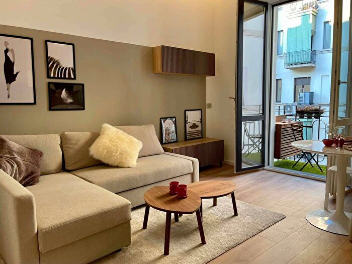 Appartamento bilocale in affitto in Corso Vercelli, Vercelli Wagner, Milano