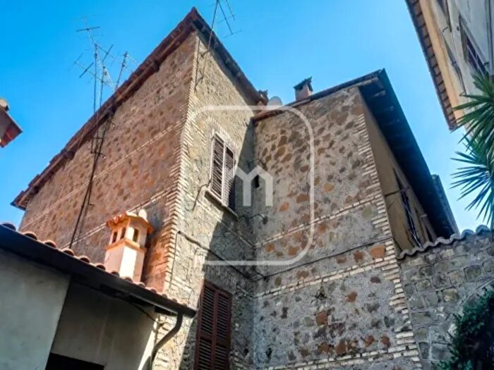 Appartamento trilocale in vendita in Scalini alla Torre, Cave