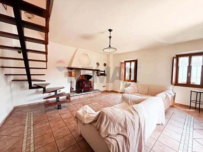 Casa con 5 locali in vendita in San Siro