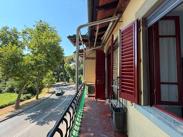 Appartamento con 5 locali in affitto in Via San Domenico, Salviatino San Domenico, Firenze