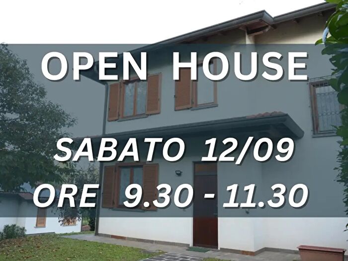 Casa quadrilocale in vendita in Via Pessina, Biassono