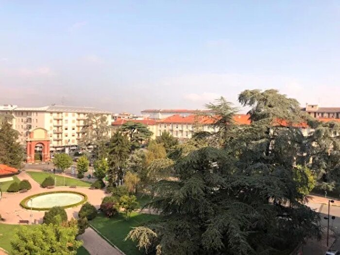 Appartamento trilocale in vendita in Alessandria