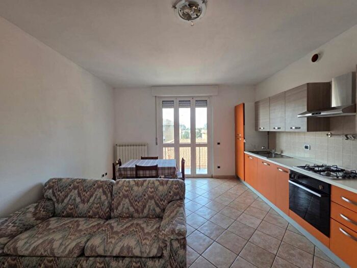Appartamento bilocale in affitto in Via V Monti, Cassano Magnago