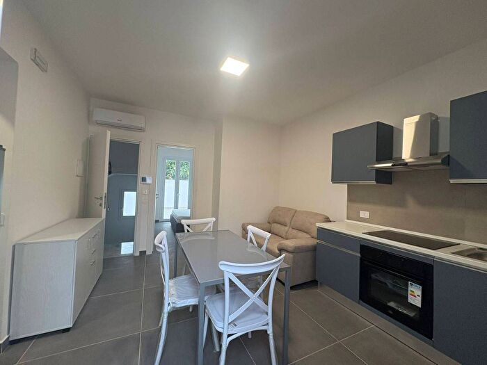 Appartamento monolocale in affitto in Via Lungarini, Casteldaccia