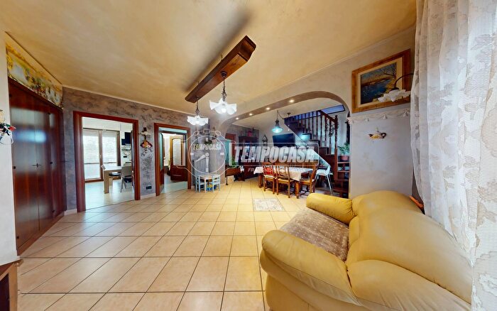 Appartamento con 5 locali in vendita in Via Vivaldi, Volpiano