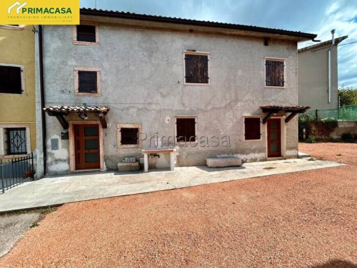 Casa quadrilocale in affitto in Contrada Praole, Praole, Cerro Veronese
