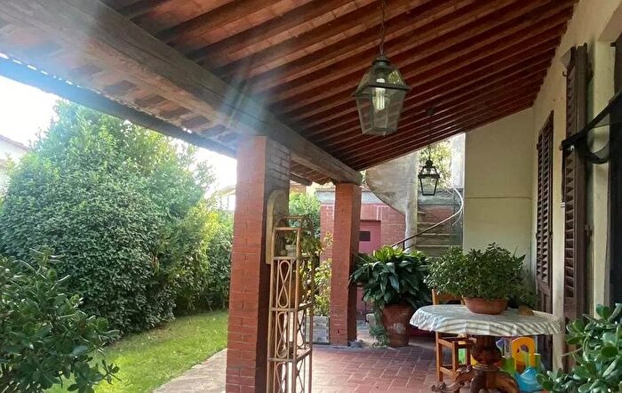 Casa con 5 locali in vendita in Via Bassi, Montespertoli