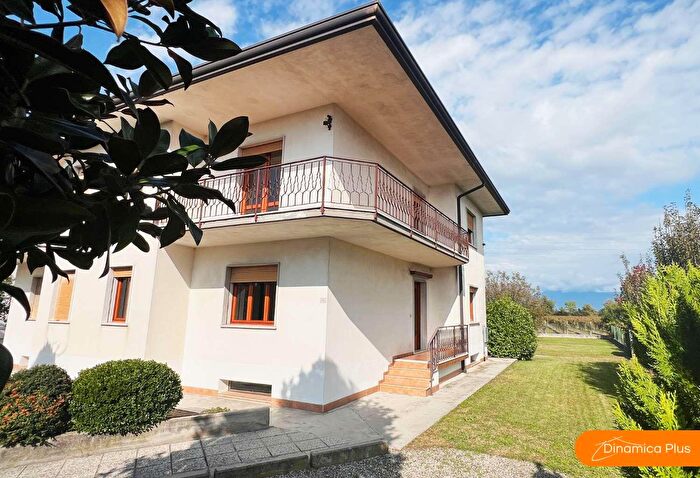 Casa con 6 locali in vendita in Via Colonna, Mareno Di Piave