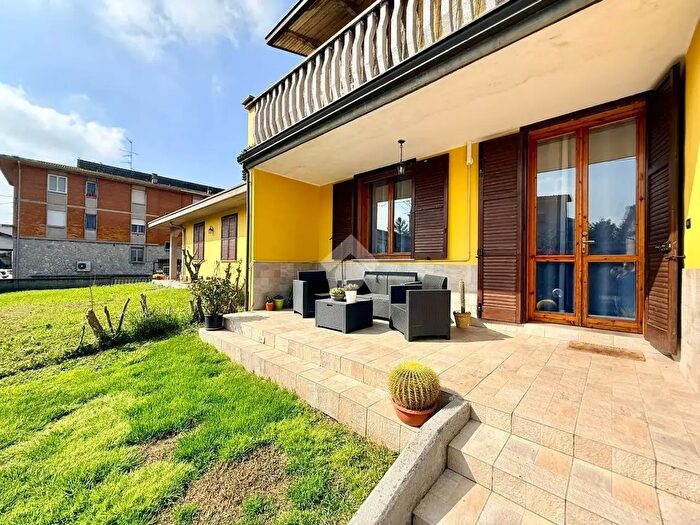 Casa quadrilocale in vendita in Via Giordano Bruno, Reggio Emilia