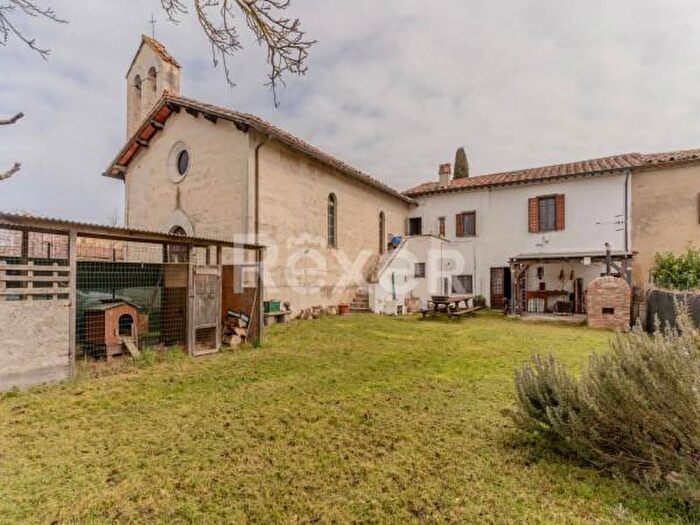 Casa con 6 locali in vendita in Frazione San Savino, Citta Di Castello