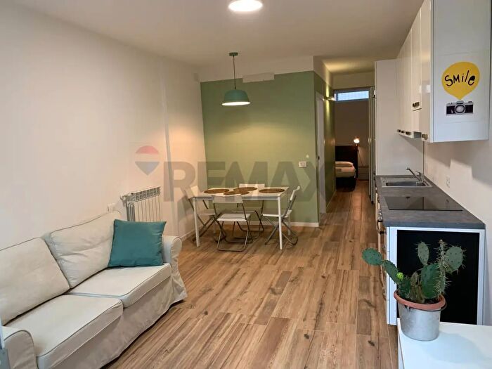 Appartamento bilocale in vendita in Milano