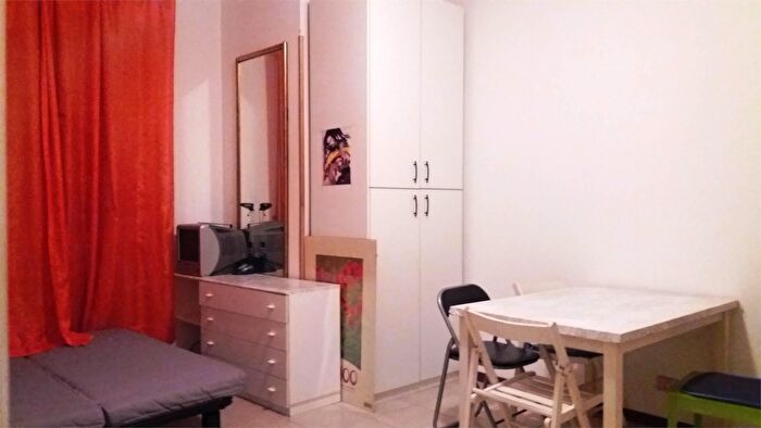 Appartamento monolocale in affitto in Milano MM Romolo Via Pastorelli, Milano