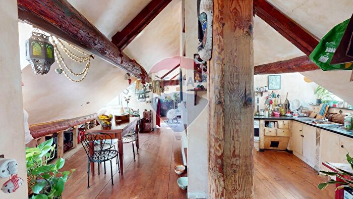 Appartamento trilocale in vendita in Vico Lavagna, Genova