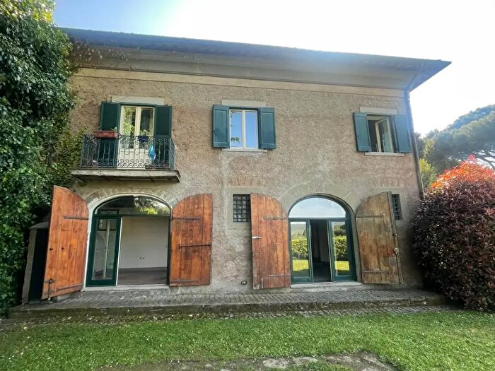 Appartamento quadrilocale in affitto in Via dei Castelli Romani, Rocca Di Papa