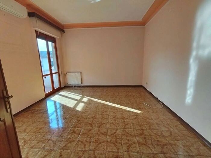 Appartamento quadrilocale in vendita in Luni