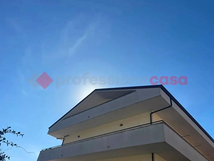 Casa in vendita in Via Rimembranza, Vitulazio