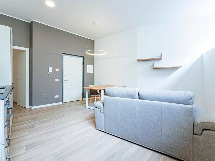 Appartamento trilocale in affitto in Via Senofonte, City Life, Milano