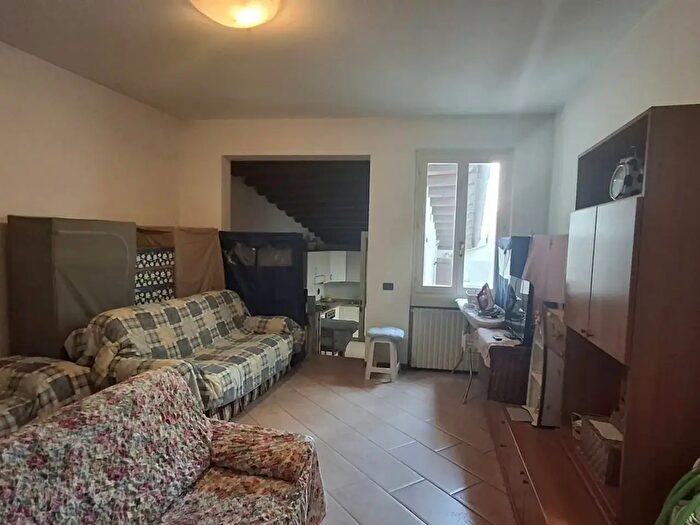 Appartamento bilocale in vendita in Via Castello, Desenzano Del Garda