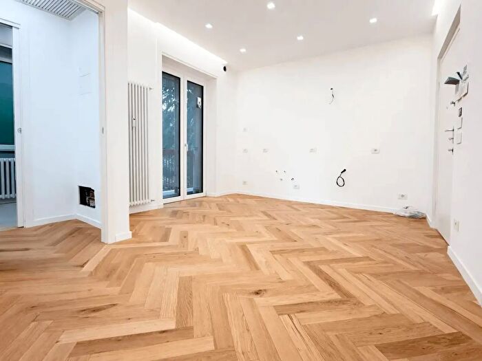 Appartamento bilocale in vendita in Via Federico Tesio, Milano