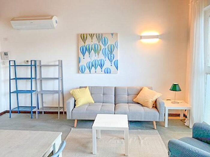 Appartamento trilocale in affitto in Via Savona, Giambellino, Milano