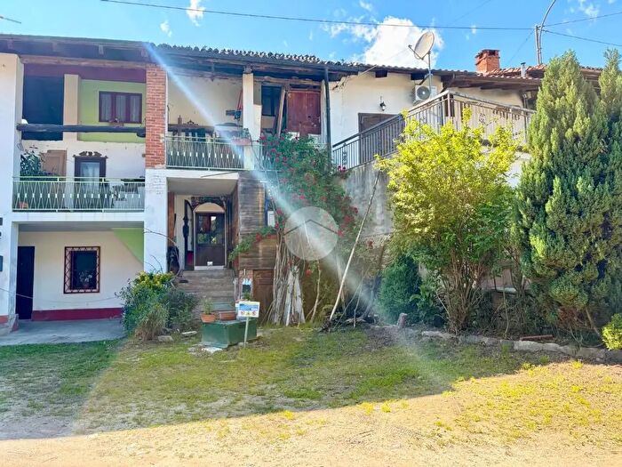 Casa quadrilocale in vendita in Borgata S Giovanni, Trana