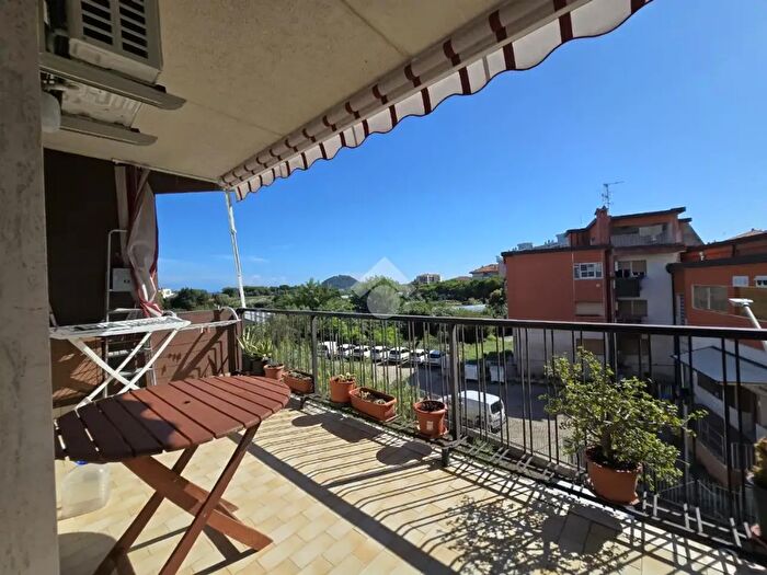 Appartamento bilocale in vendita in Via Vicinale Vecchia Avarenna, Albenga