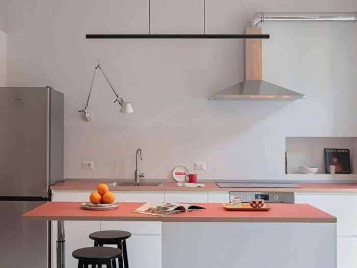 Appartamento bilocale in affitto in Via Nicola D'Apulia, Rovereto, Milano