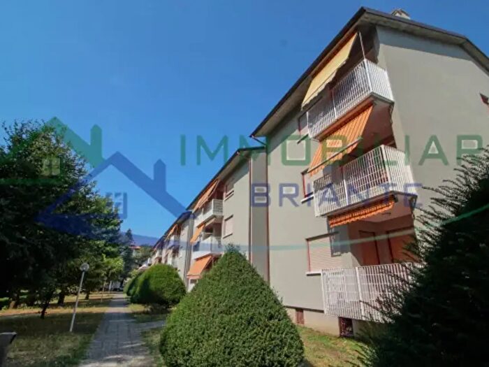 Appartamento trilocale in vendita in Via Giuseppe di Vittorio, Vergiate