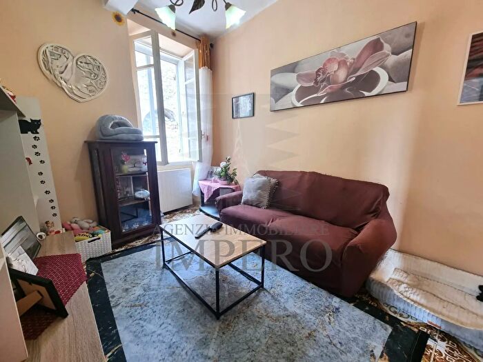 Appartamento trilocale in vendita in Via Giuseppe Garibaldi, Ventimiglia