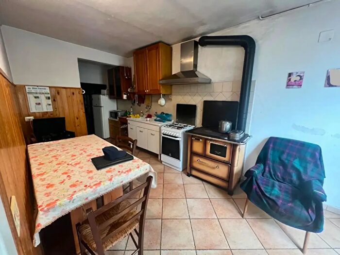 Casa con 8 locali in vendita in Montelupo Fiorentino