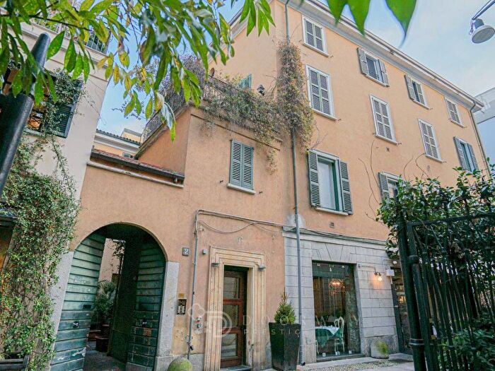 Appartamento bilocale in affitto in Vicolo Fiori, Brera, Milano