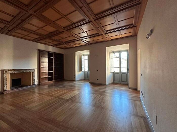 Appartamento trilocale in affitto in Corso GGaribaldi, Centro Storico, Piacenza