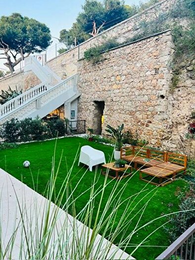 Appartamento quadrilocale in affitto in Viale Bonaria, Bonaria, Cagliari