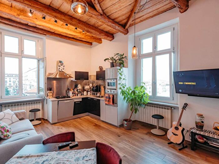 Appartamento bilocale in affitto in Piazza della Repubblica, Quadrilatero Romano, Torino