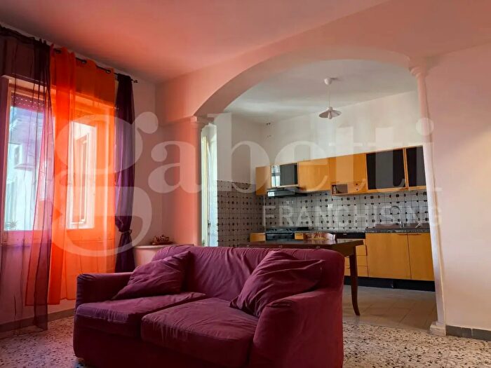 Appartamento quadrilocale in vendita in Via Barbarulo, Nocera Inferiore