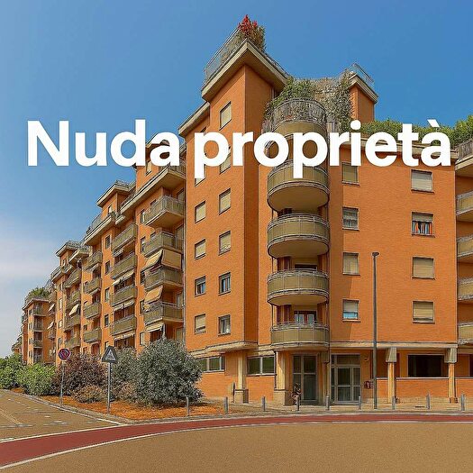 Appartamento quadrilocale in vendita in Corso Umbria, Torino