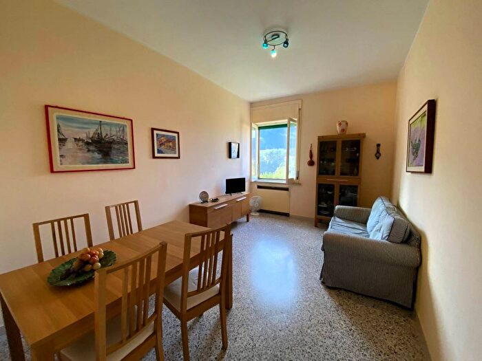 Appartamento trilocale in affitto in Via Fuorimura, Sorrento