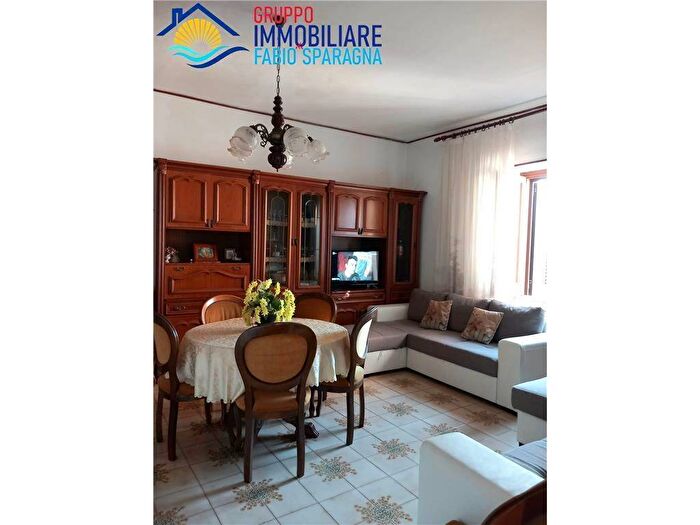 Casa quadrilocale in vendita in Via pozzo, Avezzano Sorbello, Sessa Aurunca
